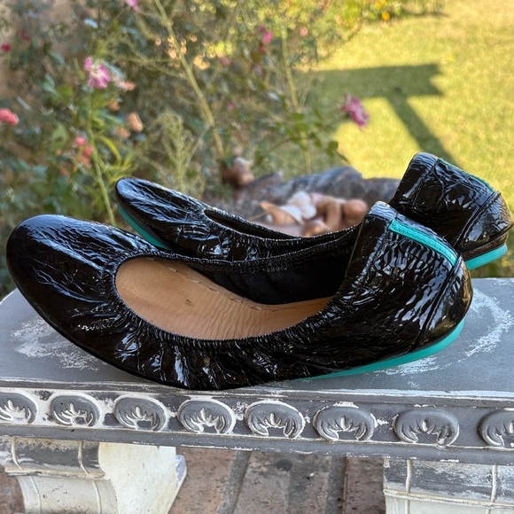 Tieks Shiny Black Ballet Flats - Picture 6 of 8
